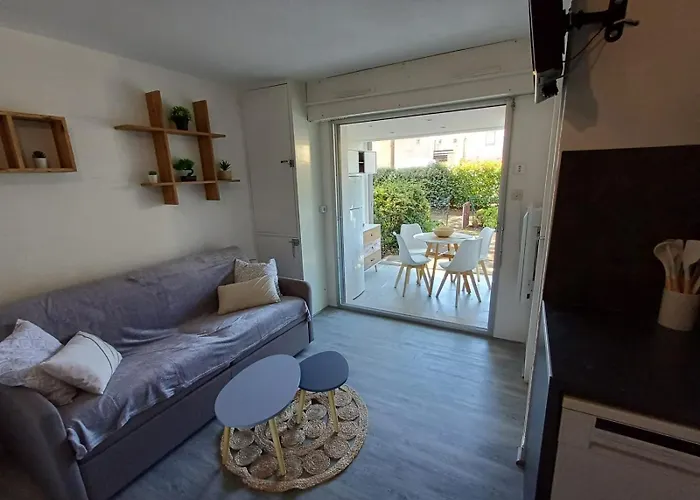 Sortie Village Naturiste - Rez De Jardin - Piscine * アグド