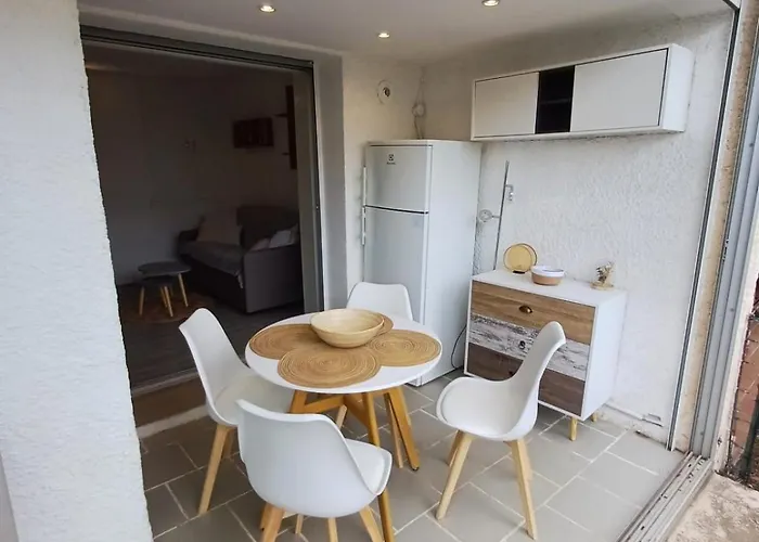 Sortie Village Naturiste - Rez De Jardin - Piscine Appartamento Agde